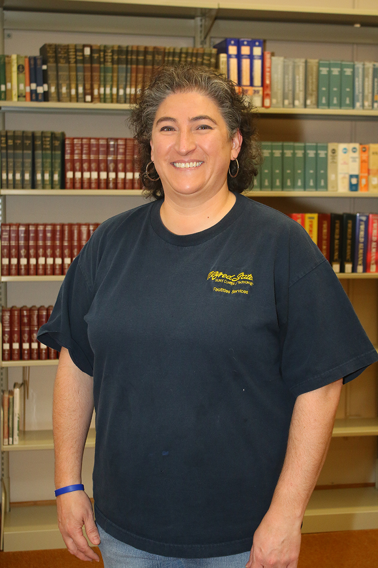Christine L Cleveland