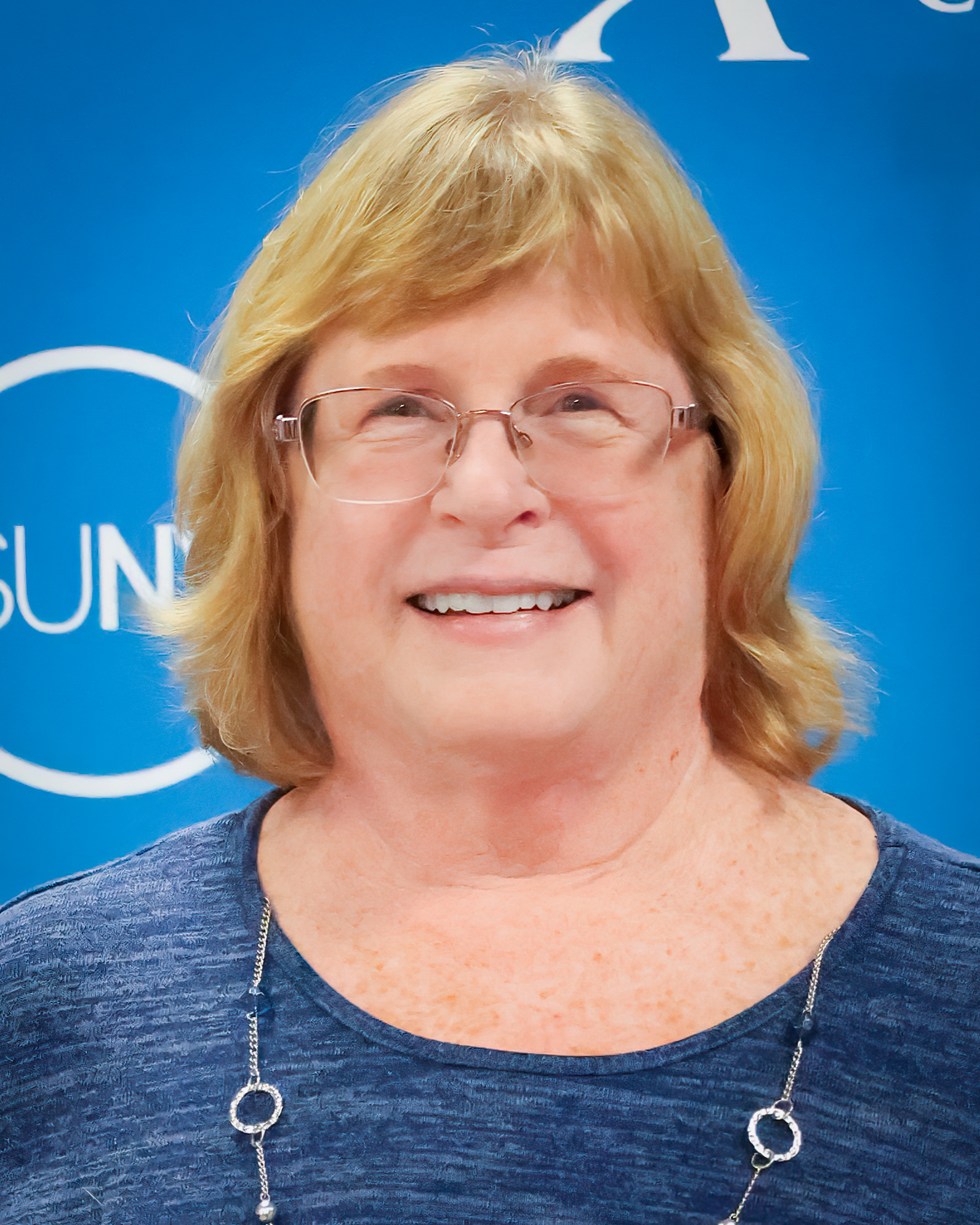 Photo of Linda Loria