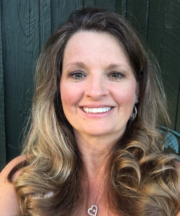 Jennifer D Robinson