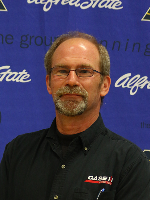 Jeffrey B Hellwig