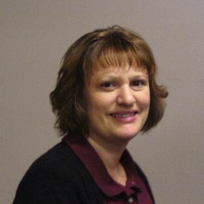 Lisa E Coble