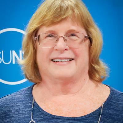 Photo of Linda Loria